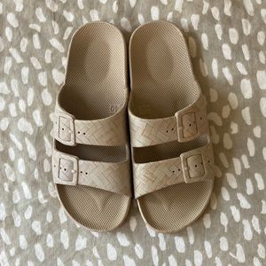 Moses Sandals - lightly used